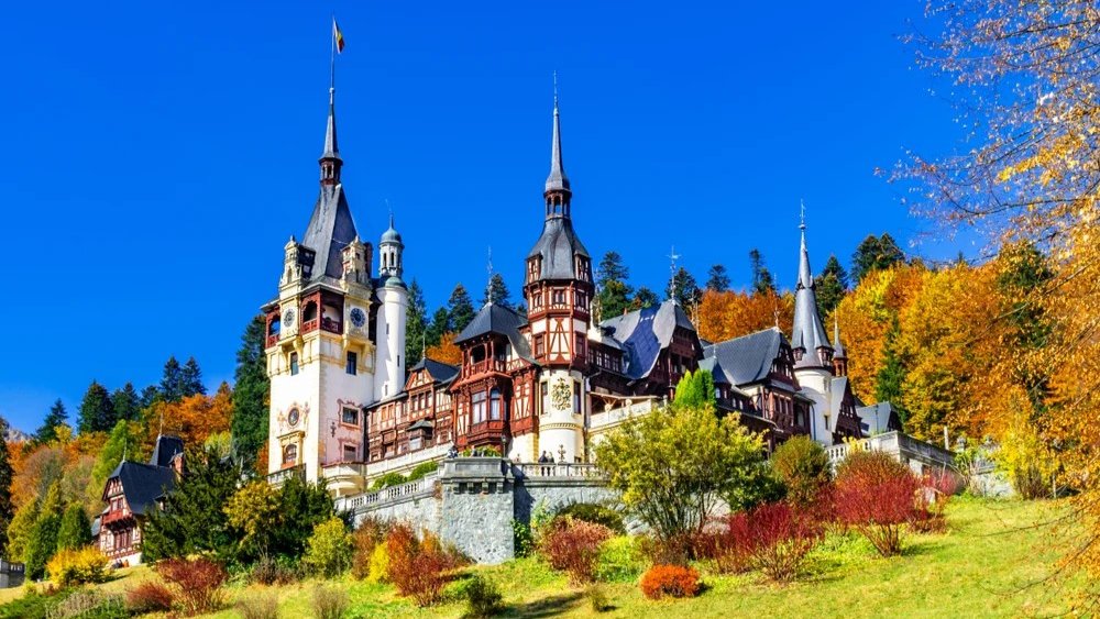 București · Sinaia · Curtea de Argeș — imaginea 1