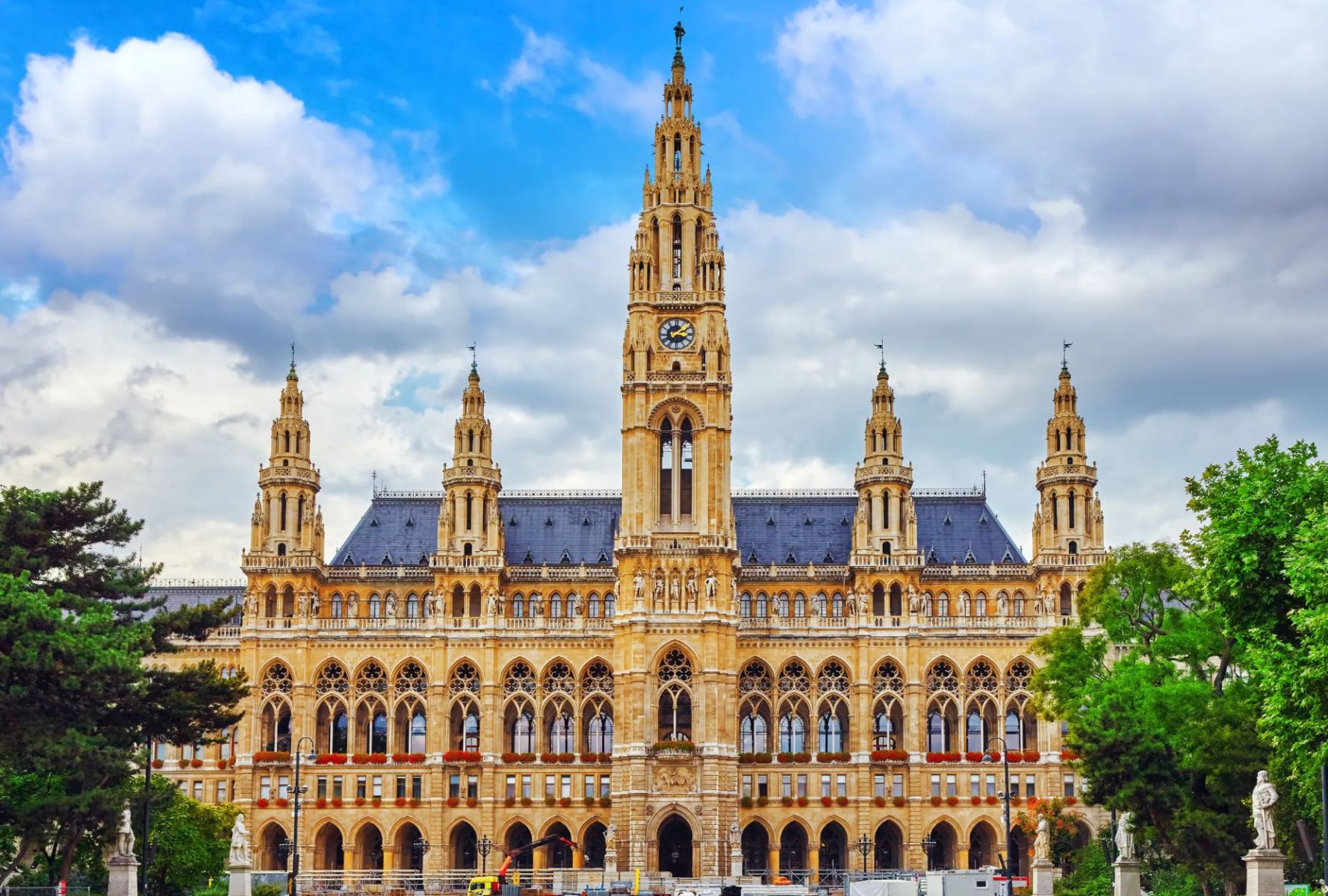 Praga · Viena · Budapesta (din Beiuș)
